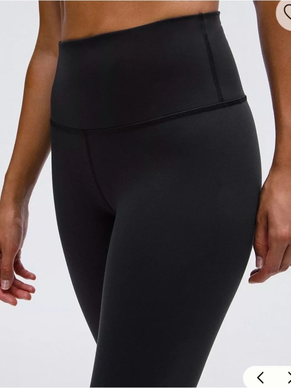 lululemon athletica Black Wunder Train High-Rise Tight 25". Size. 4 - Picture 7 of 14